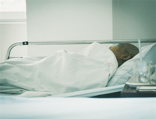 vo ns han van tinh: “chong toi chi con nuoc, con tat