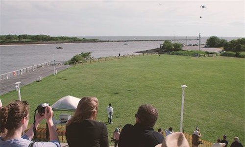 chuyen giao hang dau tien bang thiet bi bay khong nguoi lai hinh anh 2