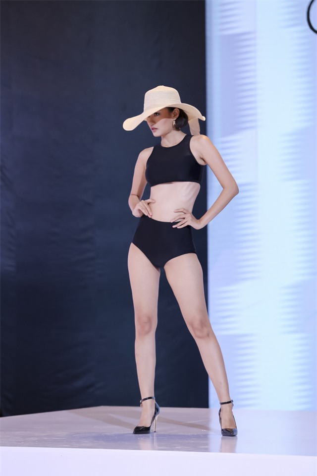 The Face: Hồ Ngọc Hà thấy Phạm Hương, Lan Khuê chưa đủ kinh nghiệm dạy catwalk - Ảnh 8.