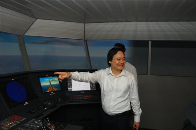 Bộ trưởng Phùng Xuân Nhạ, biên chế giáo dục, chương trình - sách giáo khoa, dạy thêm, học thêm.