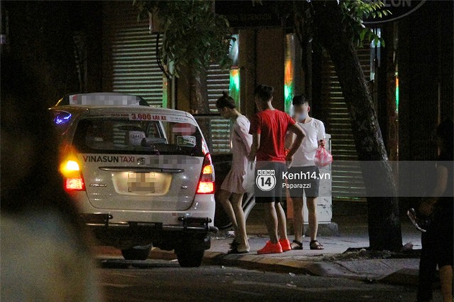 Mạc Hồng Quân - Kỳ Hân tình cảm đi ăn ốc giữa đêm trước ngày tổ chức tiệc cưới - Ảnh 14.