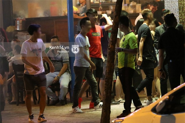 Mạc Hồng Quân - Kỳ Hân tình cảm đi ăn ốc giữa đêm trước ngày tổ chức tiệc cưới - Ảnh 15.