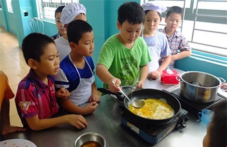 Day hoc kieu thay tro cung chay nuoc mat hinh anh 1