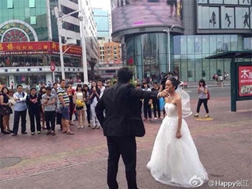 nhung man cai nhau “cuoi ra nuoc mat” cua cac doi dang yeu - 13