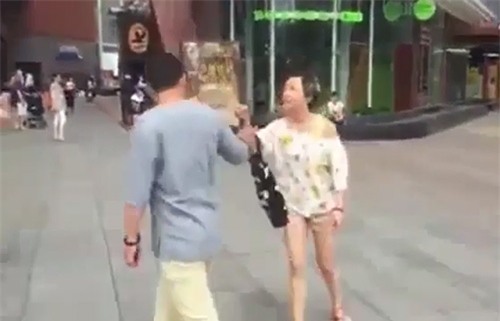 nhung man cai nhau “cuoi ra nuoc mat” cua cac doi dang yeu - 5