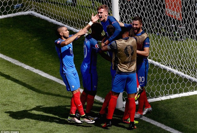 Pháp 2-1 CH Ireland: Cú ngã của sự ảo tưởng - Ảnh 11.