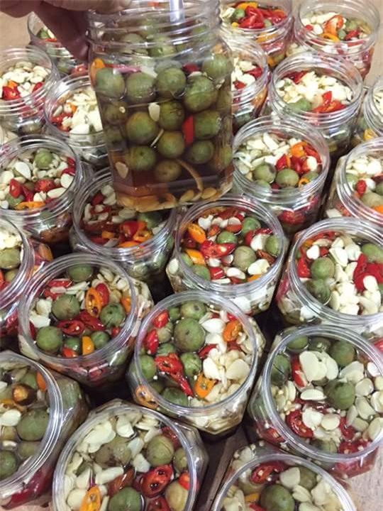 sấu ngâm mắm ớt, sấu hà nội, mùa sấu hà nội, bà chị văn phòng, bà chị văn phòng làm thêm kiếm 2 triệu