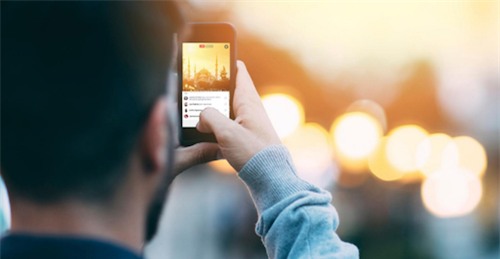 Hẹn giờ Live Video trên Facebook và chèn hiệu ứng vui nhộn - 1