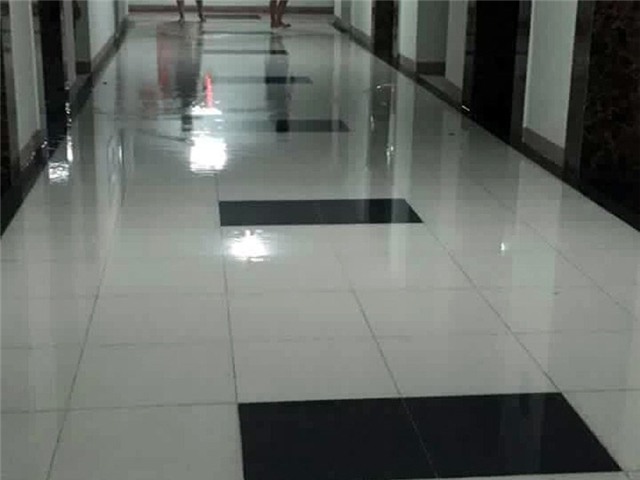 chung cư ngập nước, khu đô thị Kim Văn, ống nước vỡ