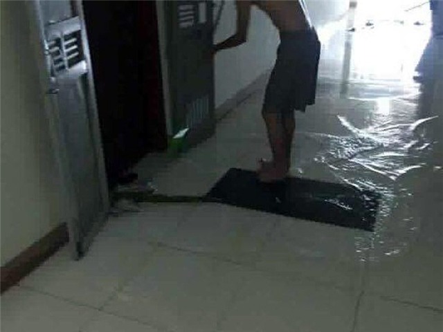 chung cư ngập nước, khu đô thị Kim Văn, ống nước vỡ