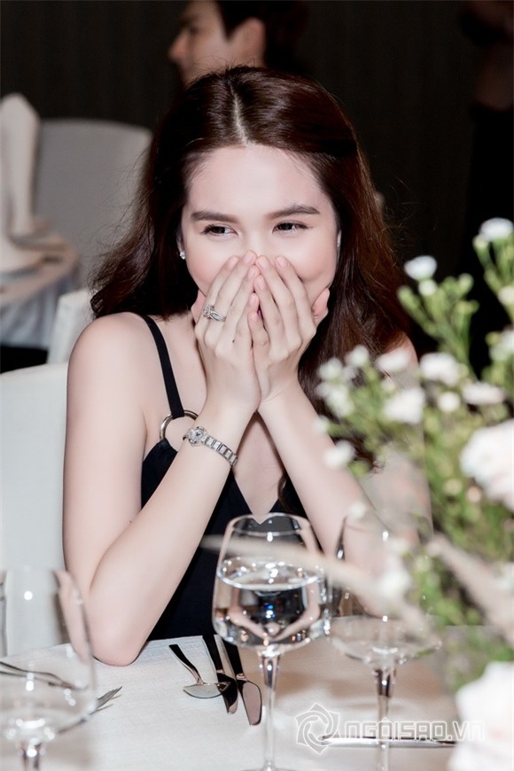 Ngọc Trinh dự tiệc cưới Kỳ Hân 6