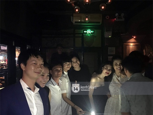 Mạc Hồng Quân - Kỳ Hân đi quẩy cùng bạn bè sau tiệc cưới - Ảnh 25.