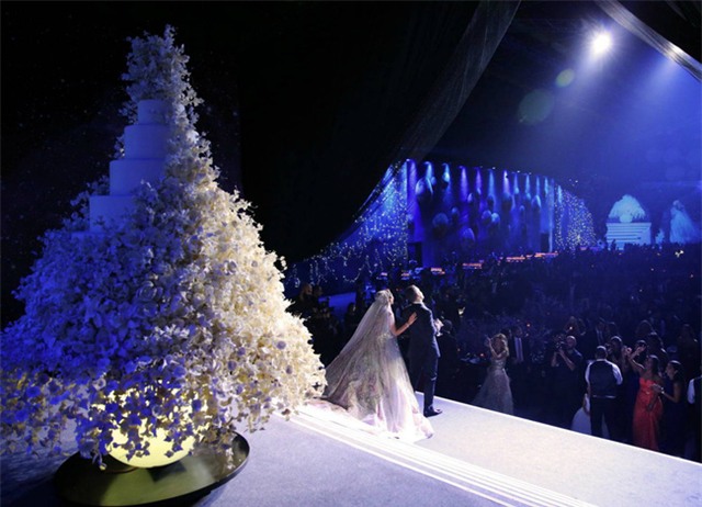 Đại gia Ả Rập mang cả dải ngân hà vào đám cưới cổ tích trị giá triệu đô - Ảnh 8.