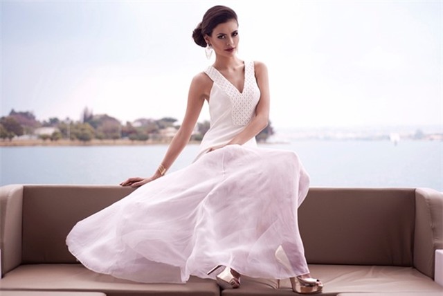 Ve dep nong bong cua tan Hoa hau Brazil hinh anh 8