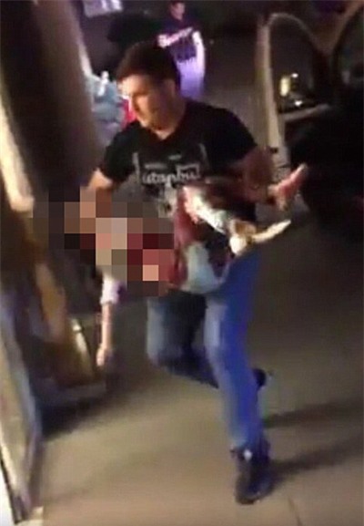 danh bom lien tiep o san bay tho nhi ky, it nhat 50 nguoi chet - 3