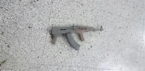 danh bom lien tiep o san bay tho nhi ky, it nhat 50 nguoi chet - 6