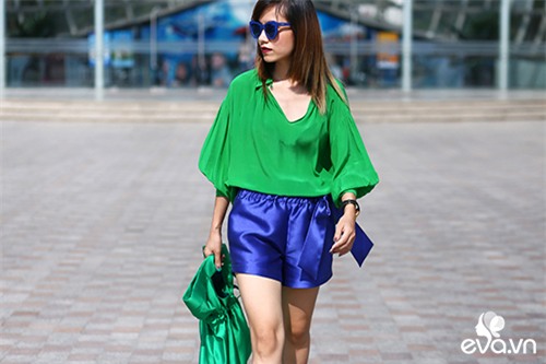 thoi trang dao pho hap dan nhat tuan cua chi em ha thanh - 1