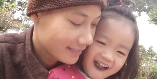 Đừng bỏ con, mẹ ơi!