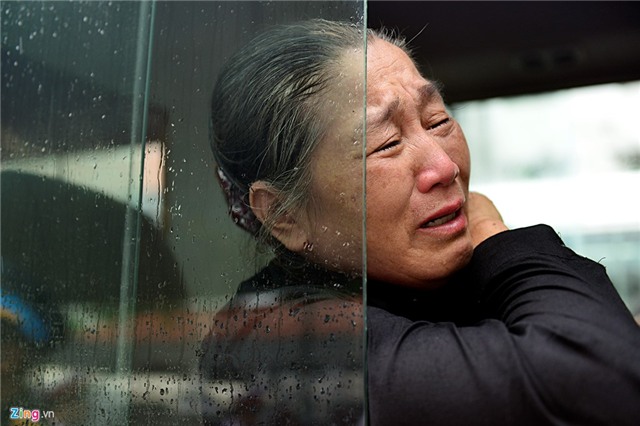 Khoanh khac lay dong long nguoi tai le tang 9 quan nhan hinh anh 15