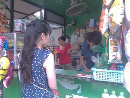 Cô gái 9X kể về hành trình cứu cháu bé 14 tháng nặng 3,5kg - 2