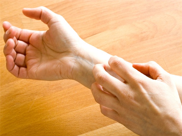 Bệnh mụn cóc phẳng – lây nhiễm nhanh, hậu quả ghê sợ - Ảnh 6.