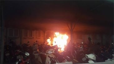 ĐH Sư phạm Hà Nội cháy lớn, thí sinh thi THPT 2016 chạy toán loạn - Ảnh 5