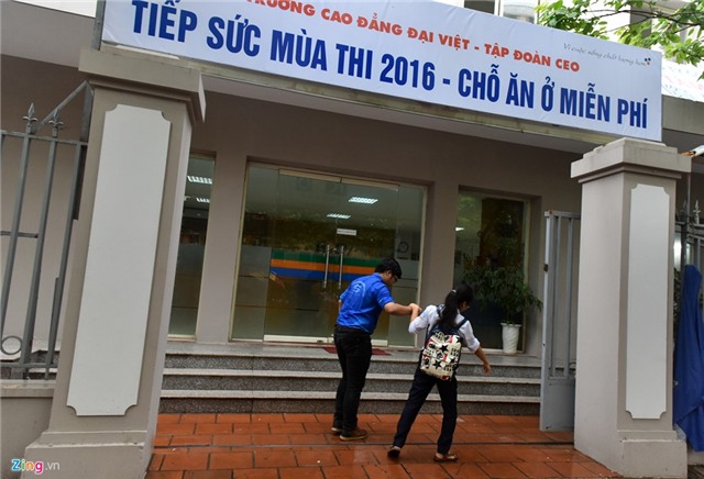 Thi sinh bai liet nuoi uoc mo lam ky su cong nghe thong tin hinh anh 2