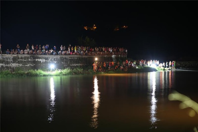 quang ninh: da tim thay 3 thi the sinh vien tinh nguyen bi lu cuon hinh anh 6