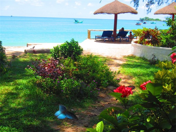 Bamboo Cottage & Restaurant