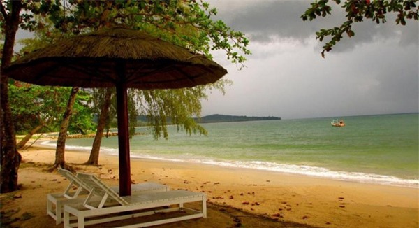 Bamboo Cottage & Restaurant