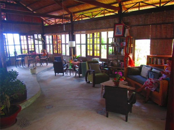 Bamboo Cottage & Restaurant