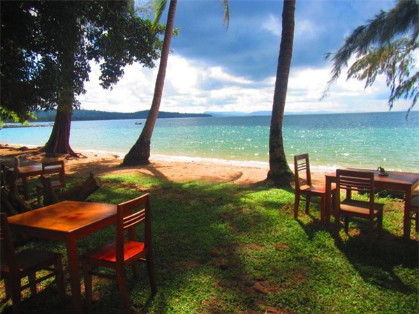 Bamboo Cottage & Restaurant