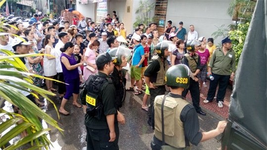 chốn ăn chơi bậc nhất đất Cảng, quán karaoke Ruby, 'bàn tay sạch'