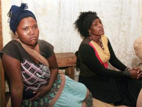 giả mạo, đóng giả, lừa đảo, tội lừa đảo, danh ca, nam danh ca, Nam Phi