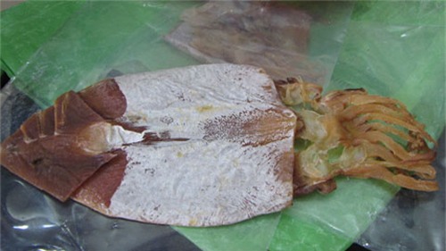 Nhận biết ngay 7 loại thực phẩm giả dễ có nguy cơ gặp nhất - Ảnh 6.