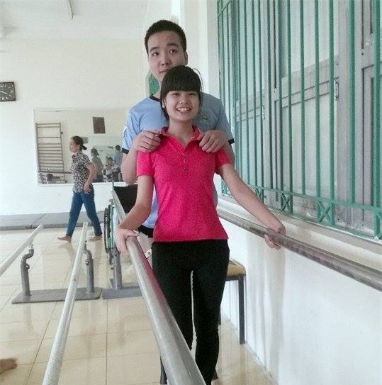 Chang trai cut chan tim thay tinh yeu dep nho Facebook hinh anh 2