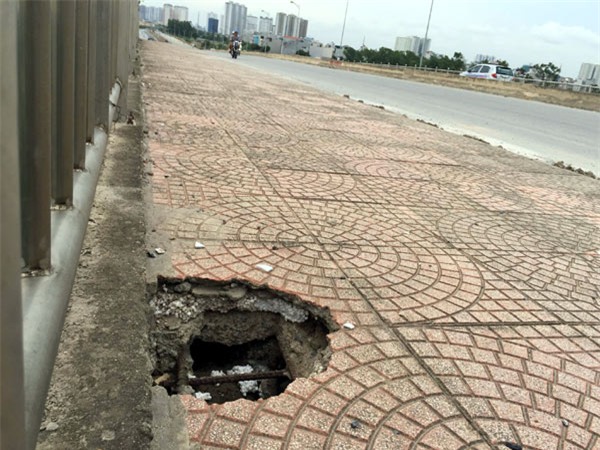 cầu vượt, bên tông bằng xốp, tham nhũng, điều tra, Hà Nội