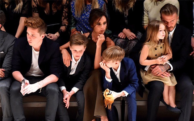 Vợ chồng Beckham: 17 năm với bao sóng gió lẫn ngọt ngào, ngày kỉ niệm vẫn là Anh yêu em! - Ảnh 7.