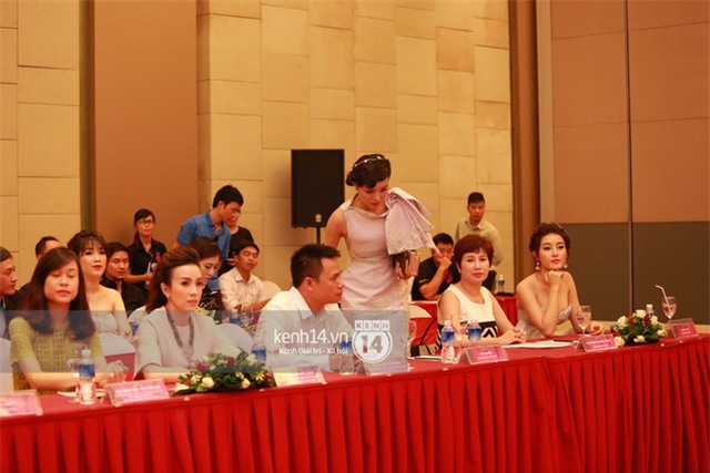 Dù họp báo HHVN 2016 bắt đầu muộn 1 tiếng, HH Kỳ Duyên vẫn chưa có mặt - Ảnh 5.