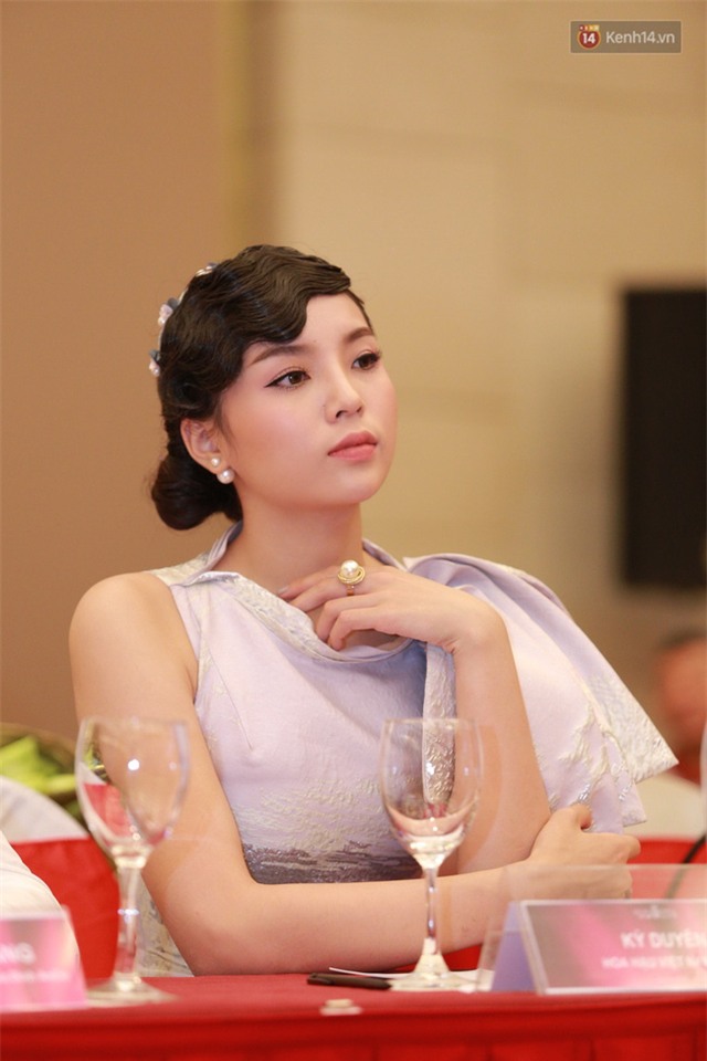 Kỳ Duyên lên tiếng xin lỗi vì tới trễ tại sự kiện họp báo HHVN 2016 - Ảnh 3.