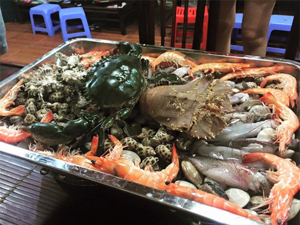 Nồi lẩu 2 triệu ngập mặt ở Hà Nội đang khiến dân mạng sốt vó muốn đi ăn, thực ra là... - Ảnh 6.