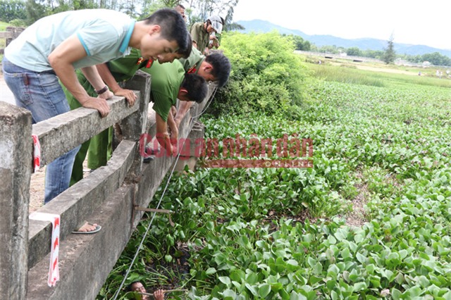 nữ giám thị coi thi bị giết, tội ác rợn người, gã taxi
