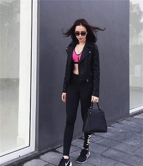 thoi-trang-tap-gym-thay-doi-lien-tuc-cua-angela-phuong-trinh-7