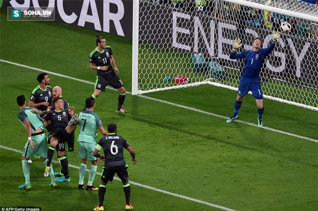 Bồ Đào Nha 2-0 Wales: Phi thường, Ronaldo! - Ảnh 2.