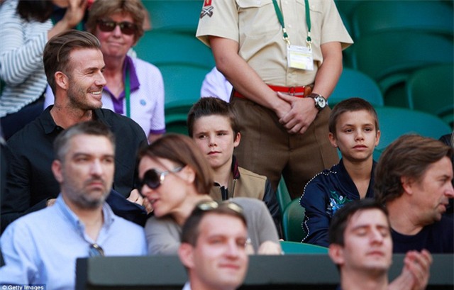 41 tuổi và có 4 con, David Beckham vẫn là ông bố đẹp trai vạn người mê - Ảnh 4.