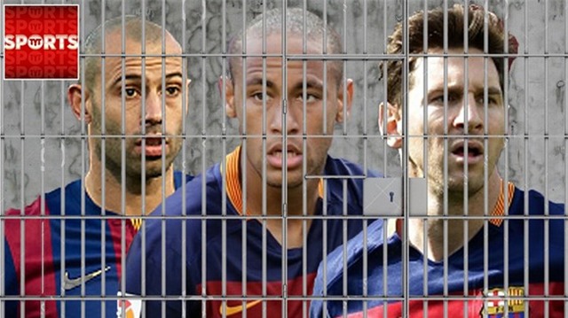 Fan Ronaldo chế nhạo án tù 21 tháng của Messi - Ảnh 8.