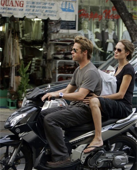 Khoanh khac dep cua Brad Pitt va Angelina Jolie trong 13 nam hinh anh 3