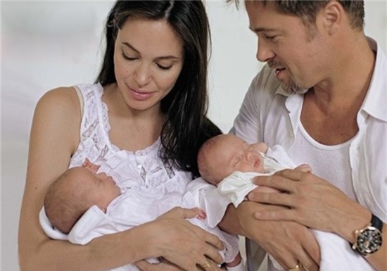 Khoanh khac dep cua Brad Pitt va Angelina Jolie trong 13 nam hinh anh 7