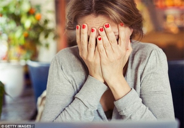 Cảnh giác với chứng bệnh tế nhị có thể khiến bạn sống cuộc đời tối tăm - Ảnh 4.
