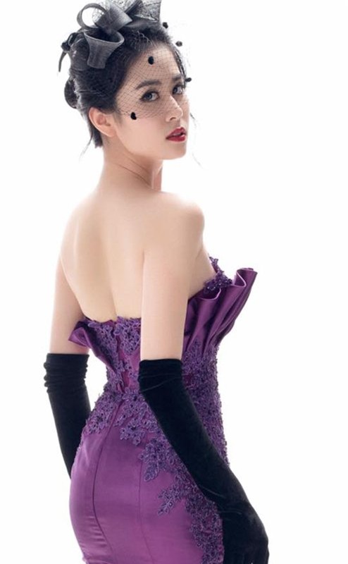 MC xinh đẹp, MC thời sự 19h